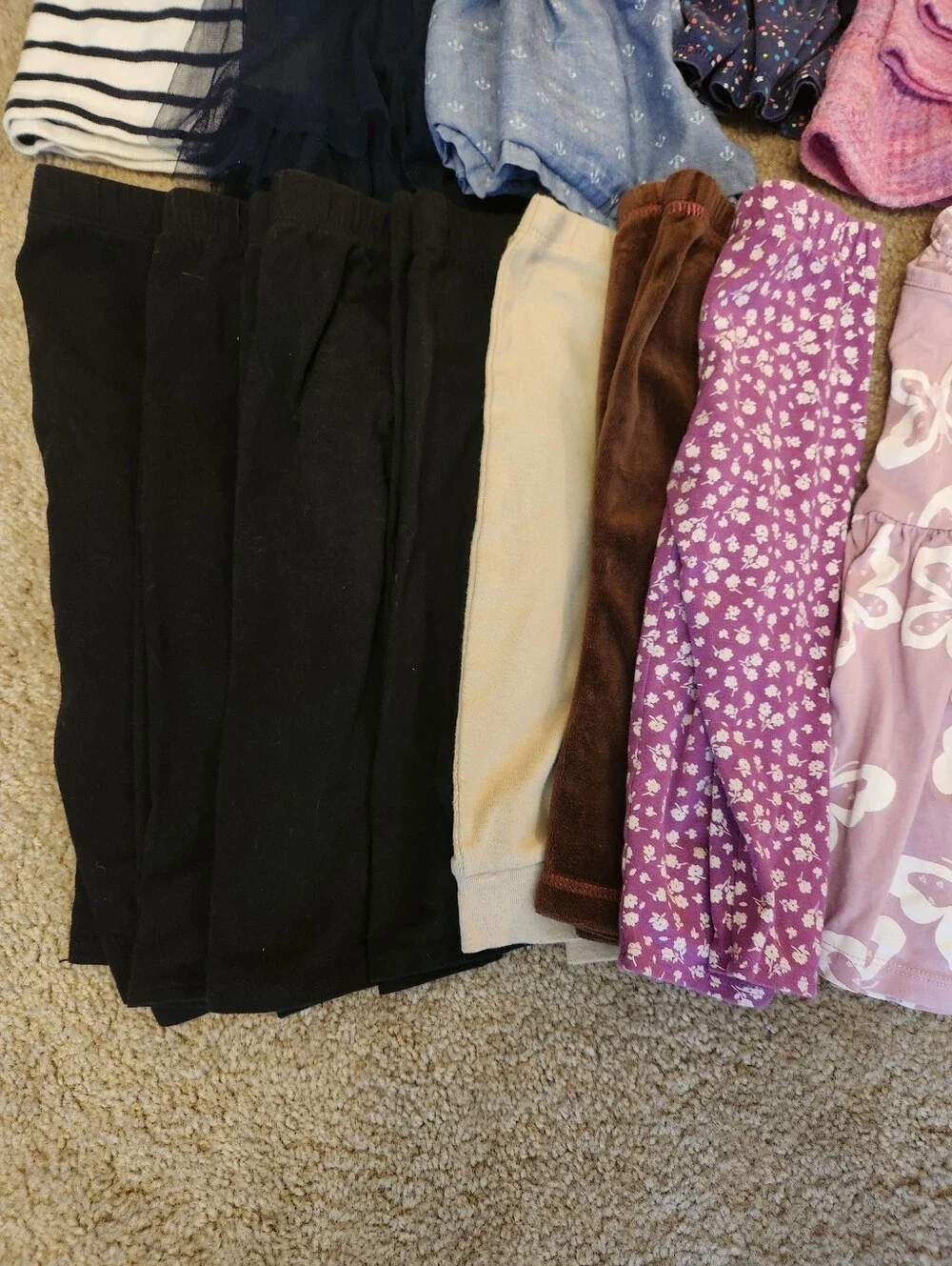 Large Mixed Lot Baby Girl 12-18M Shirts Bodysuits Leggings Dress Stripes Floral